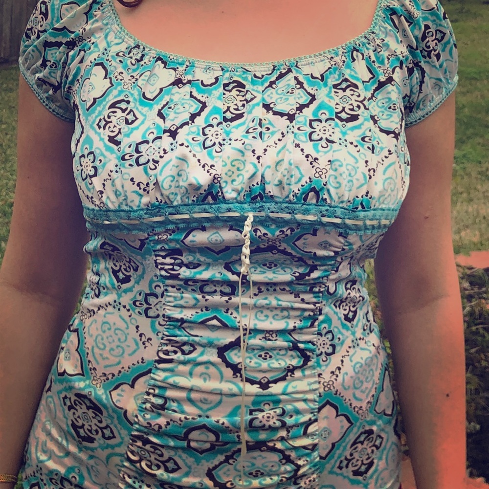 Short sleeve top